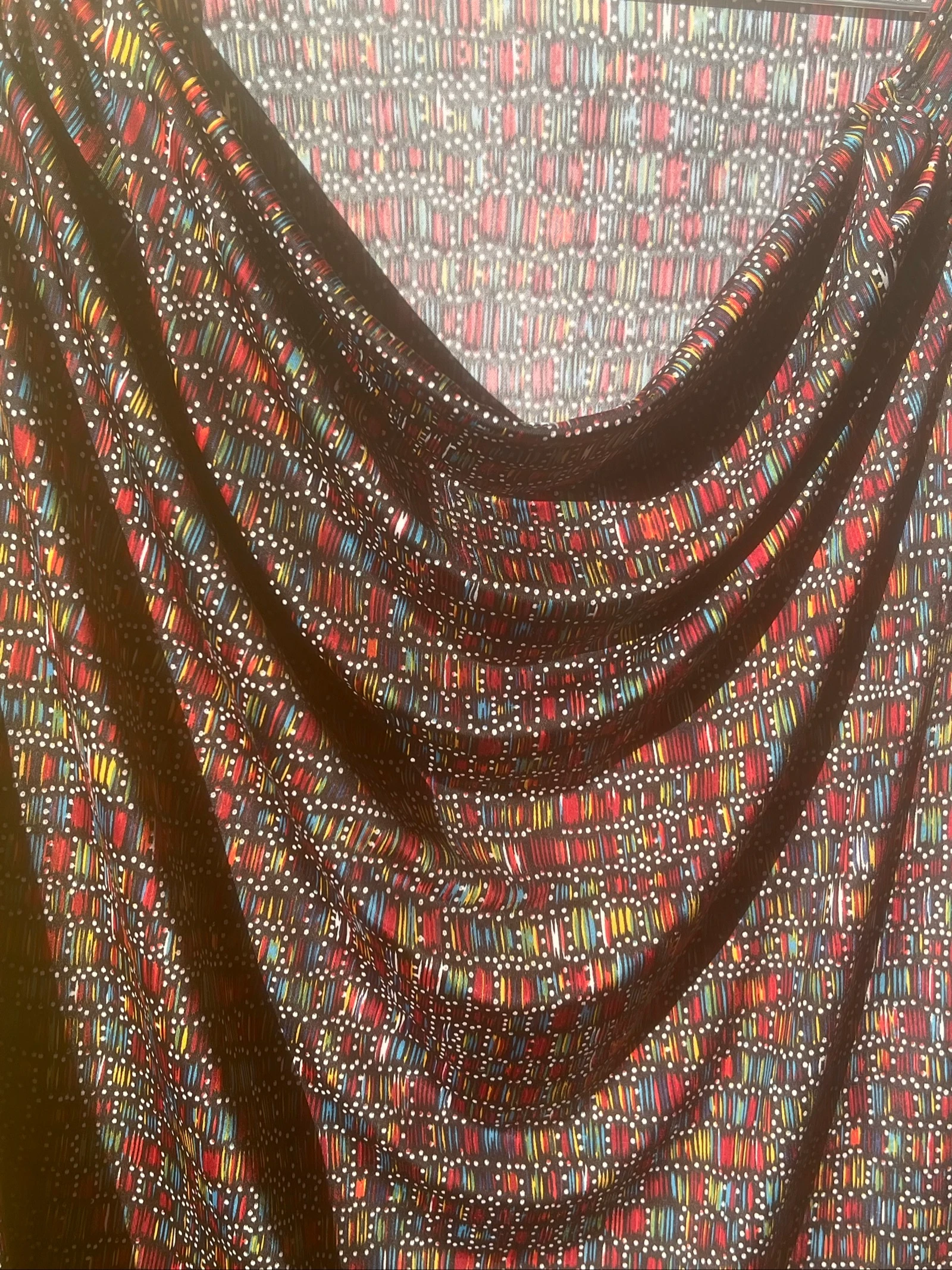Blusa mujer cuello drapeado estampado multicolor mangas 3/4 - Armand Thiery – photo 6
